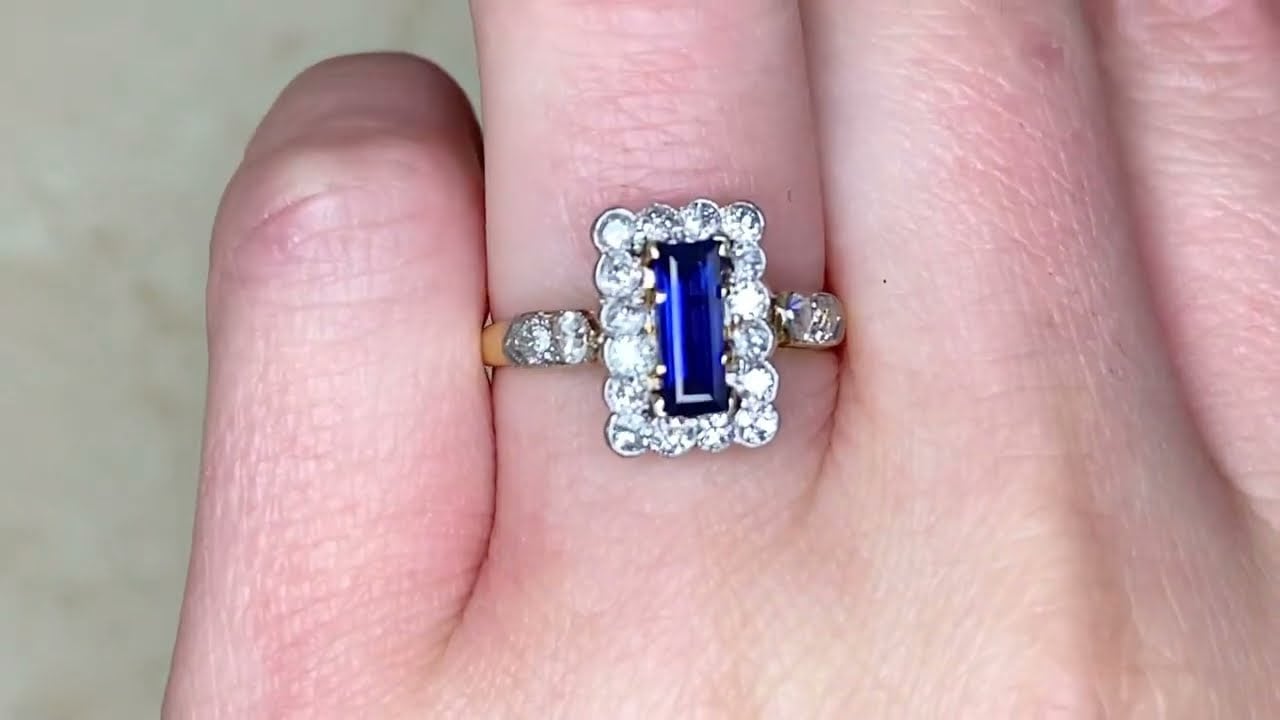 Antique Sapphire & Diamond Halo Gemstone Ring - Villagio Ring. Circa 1900 - Hand Video