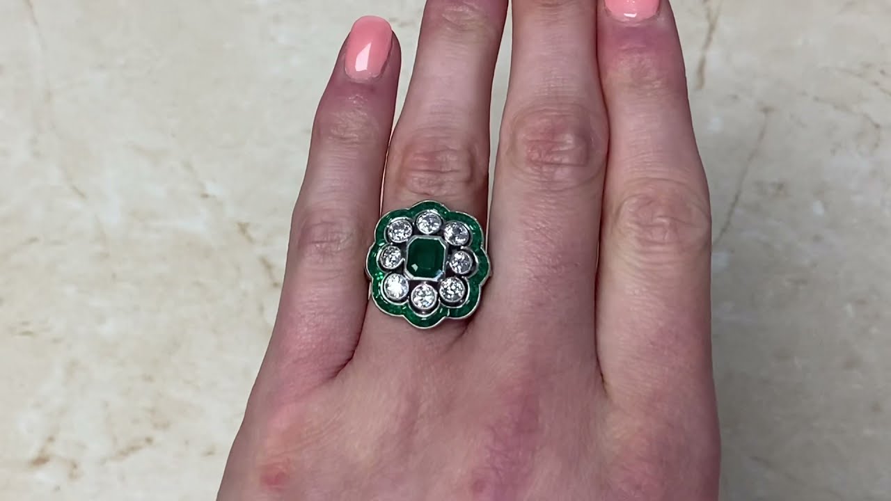 0.89ct Center Natural Emerald and Diamond Cluster Ring - Holme Green Ring - Hand Video