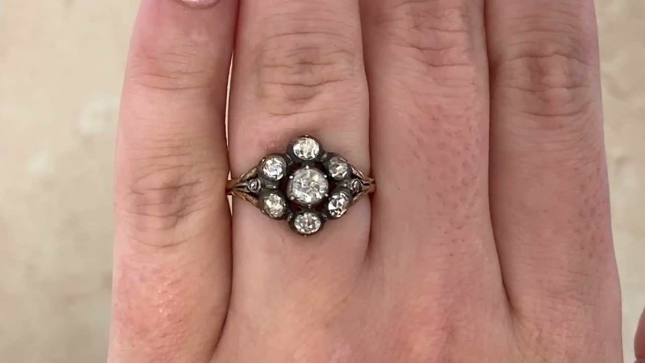 Georgian Era Diamond Cluster Devault Ring, Circa 1800