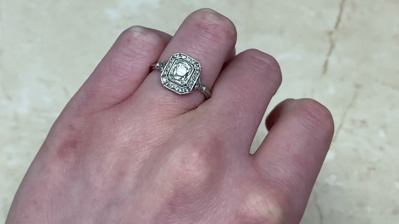 1.07ct Center Antique Cushion Cut Diamond Halo Engagement Ring - Teuna Ring - Hand Video