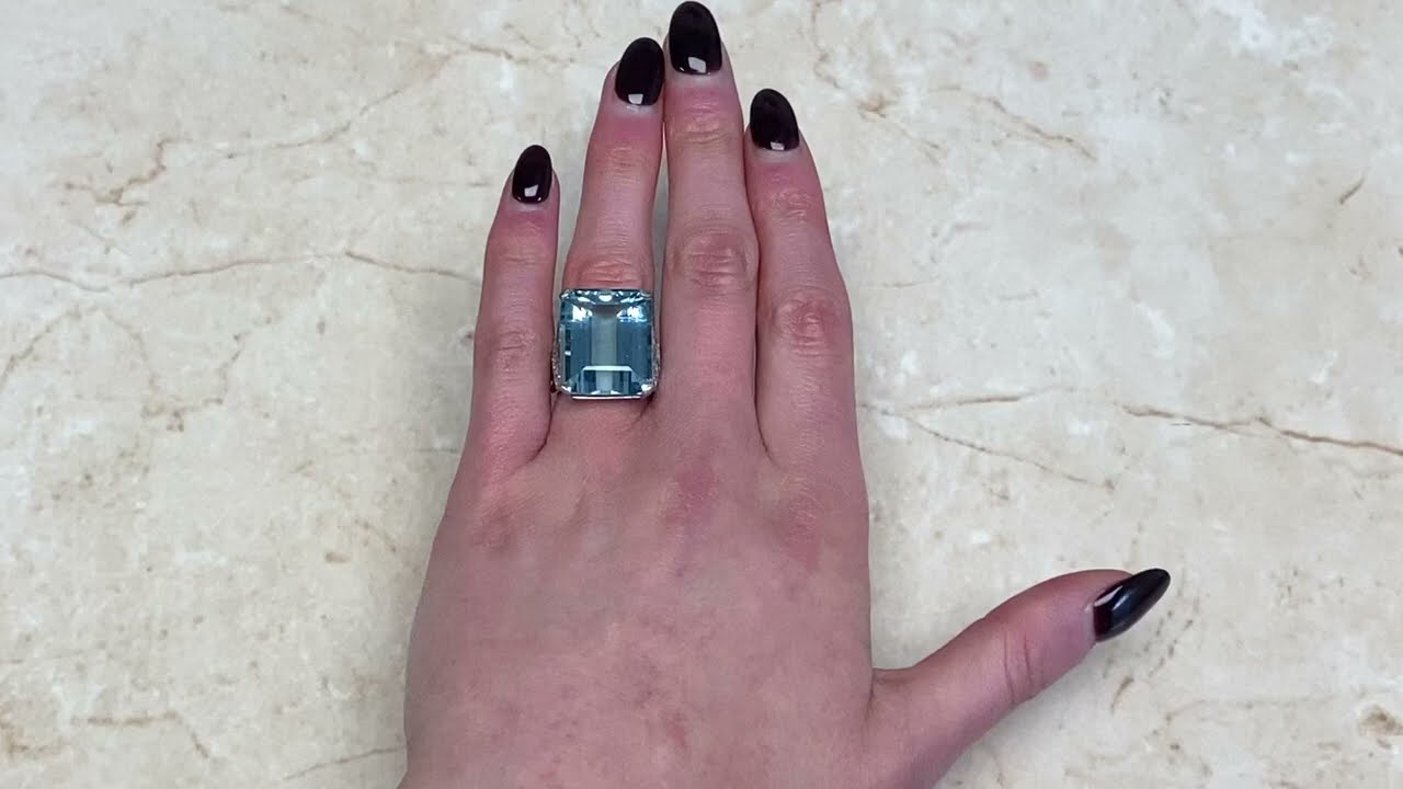 Vintage 20 Carat Natural Aquamarine 14k White Gold Ring - Islip Ring. Circa 1945 - Hand Video