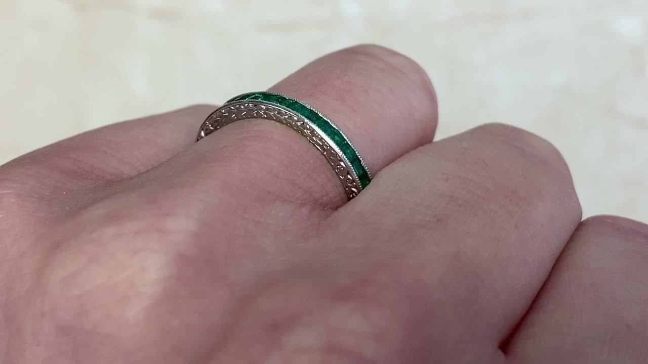 Emerald and Platinum Wedding Band - Sullivan Band - Hand Video