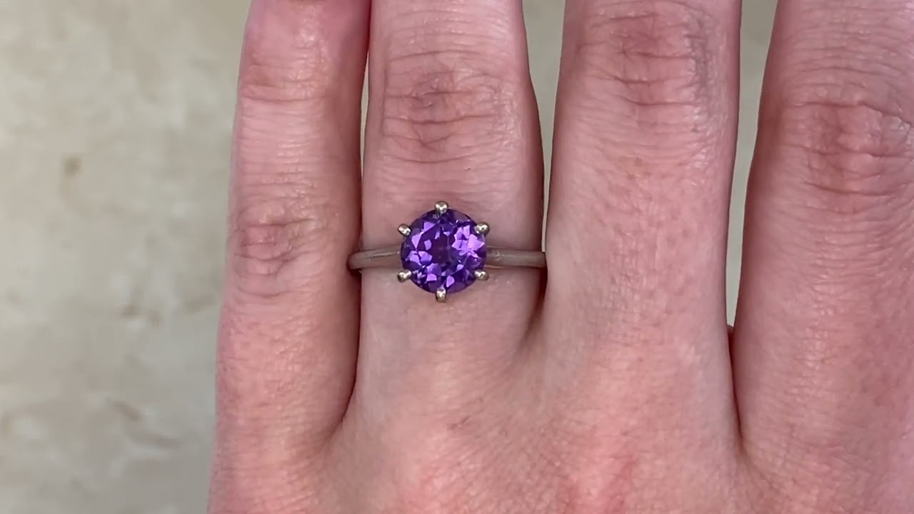 Vintage French 1.91ct Amethyst Portales Ring, Circa 1950 - hand video