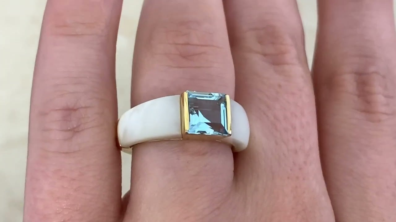 1.54ct Van Cleef and Arpels Ring - Hand Video -