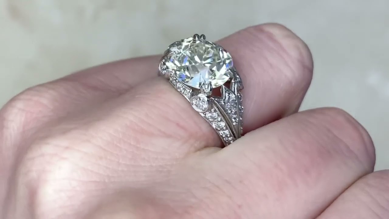 4.2ct Old European Cut Diamond Geometric Platinum Mounting Engagement Ring - Devon Ring - Hand Video
