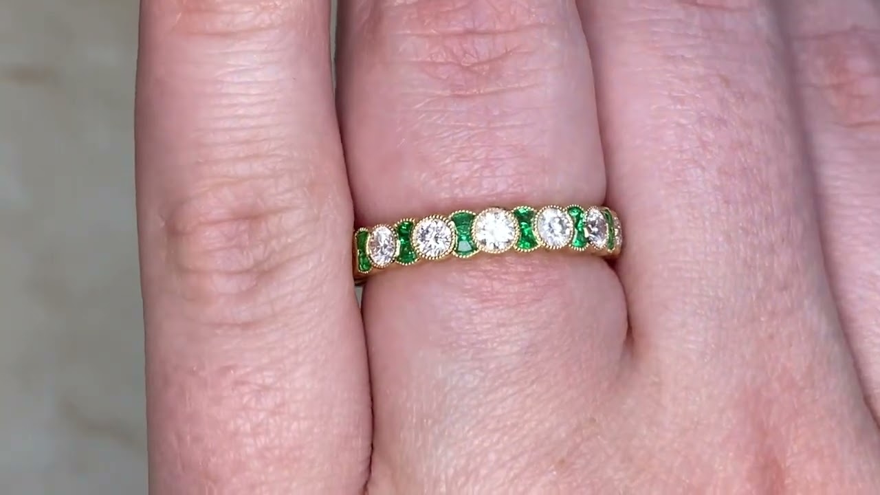 Round Brilliant Cut Diamond & Emerald 18k Yellow Gold Eternity Band - Brentwood Ring - Hand Video