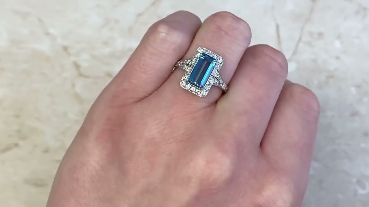 1.55ct Elongated Natural Aquamarine & Diamond Halo Gemstone Ring - Cowell Ring - Hand Video