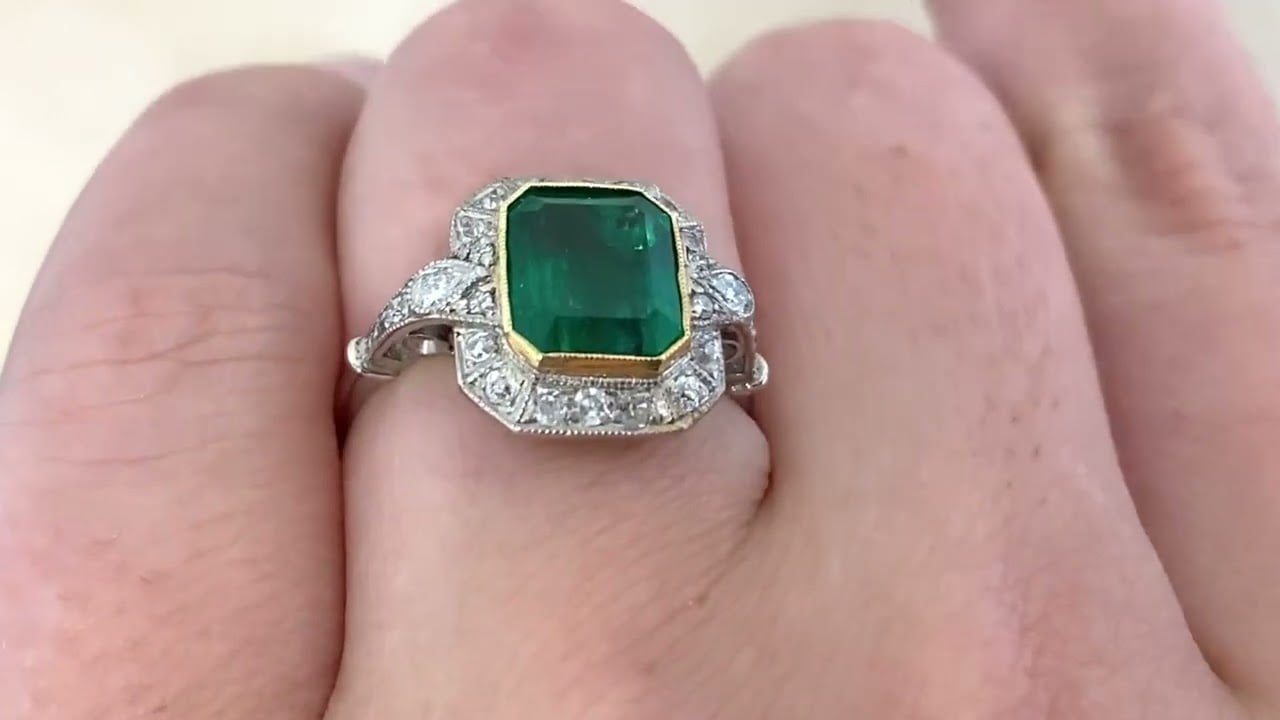2.26ct Emerald-Cut Emerald Ardwell Ring - Hand Video