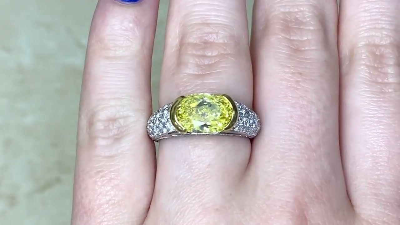Tiffany & Co. GIA Certified 2.09ct Center Oval Cut Fancy Intense Yellow Diamond Ring - Hand Video