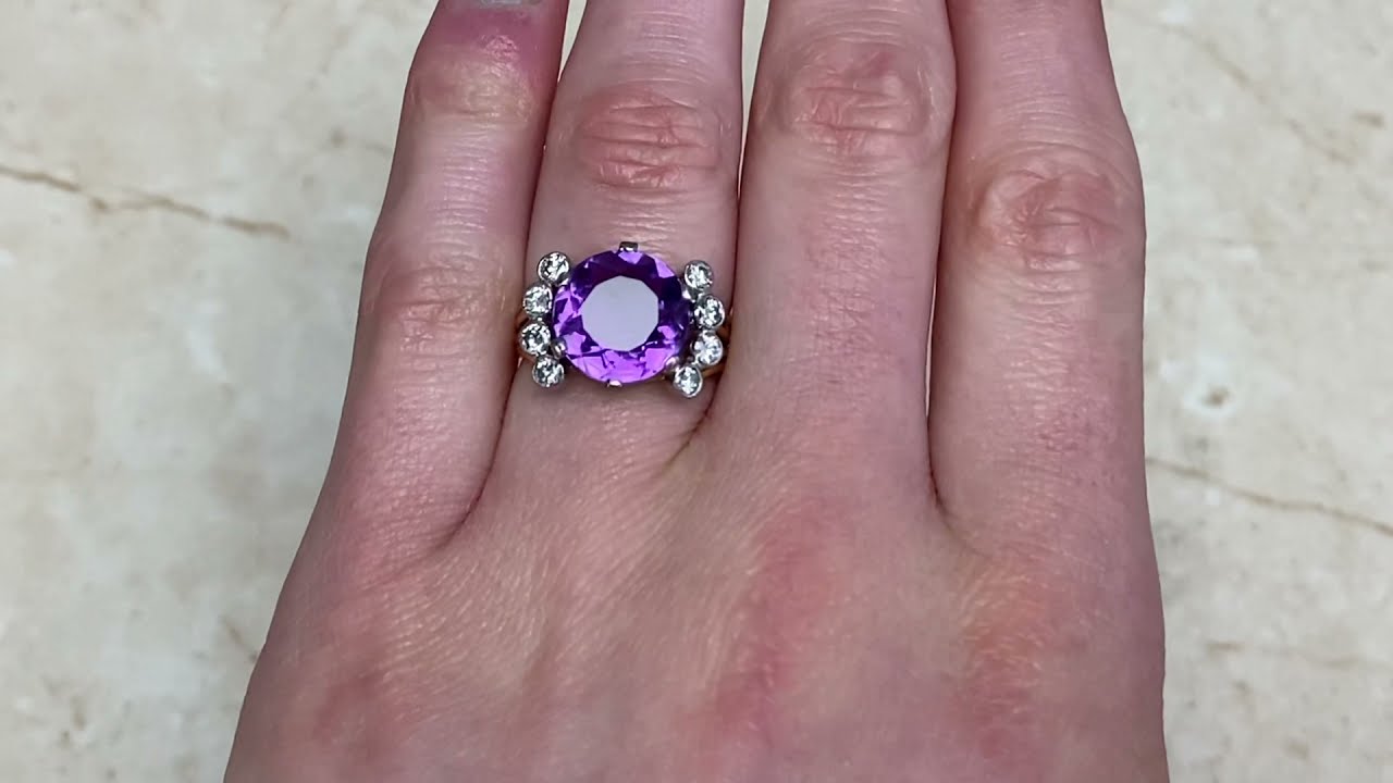 Vintage 5.00 Carat Natural Amethyst Diamond 18k Yellow Gold Ring - Olmstead Ring - Hand Video