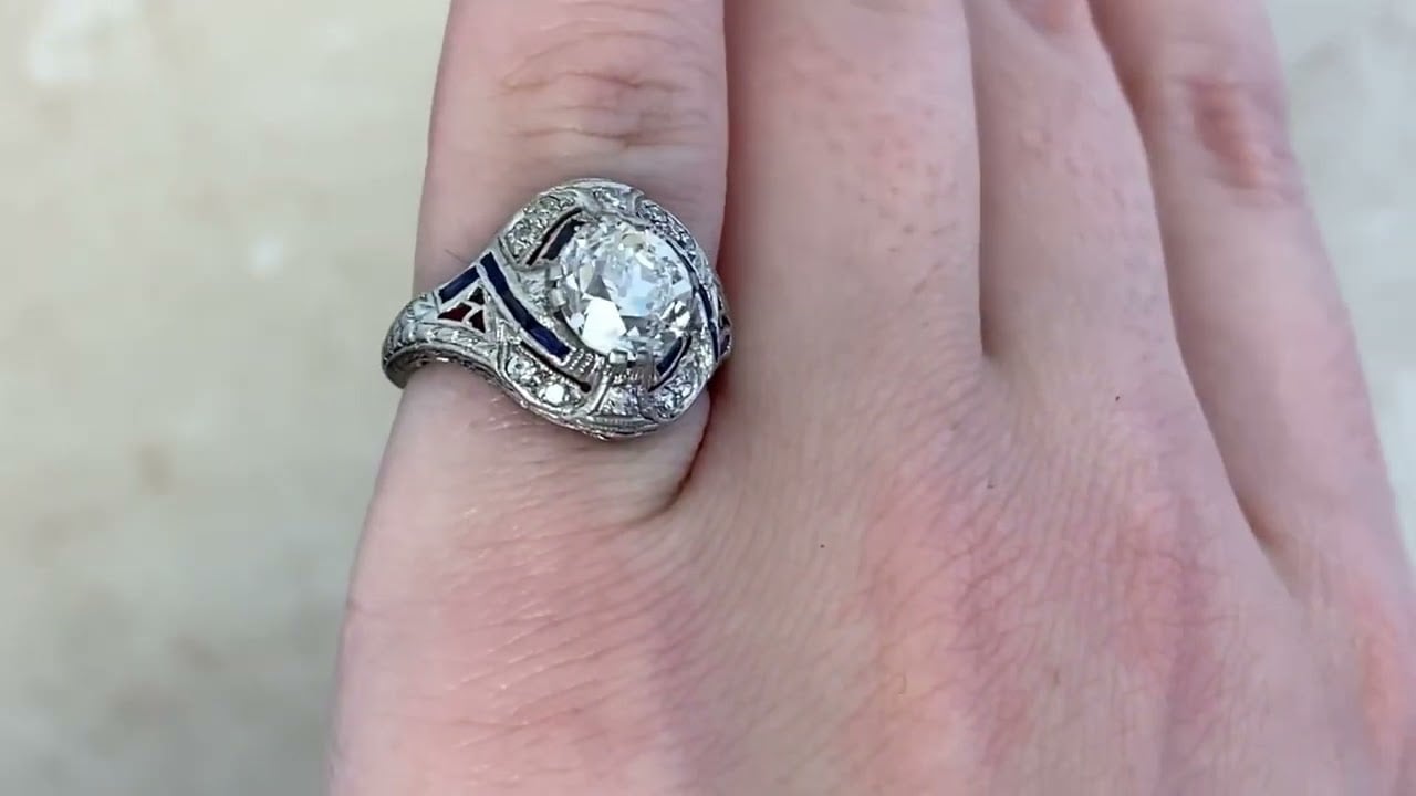 Antique GIA-Certified 1.50ct Old European Cut Diamond Talladale Ring - hand video -