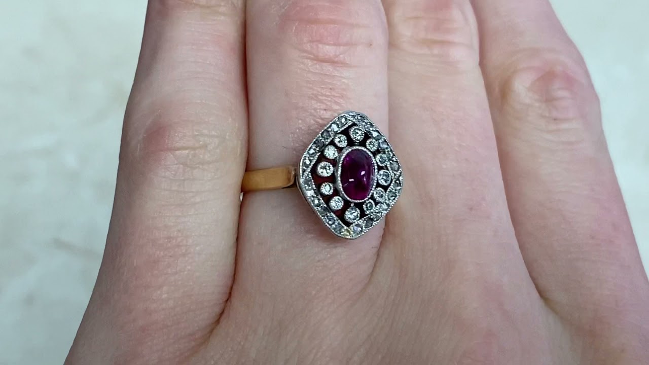 Platinum on 18k Yellow Gold 0.75CT Sugarloaf Ruby and Diamond Halo Ring - Corbette Ring - Hand Video
