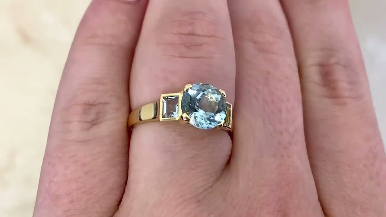 1.90ct Round-Cut Aquamarine Biria Ring - Hand Video -