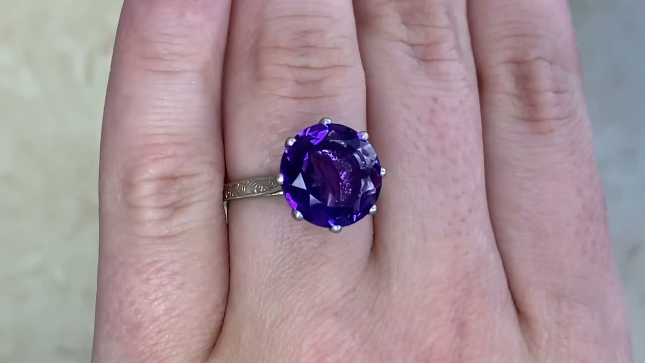 Bardonia Ring. Circa 1930, Antique, Art Deco Era - Hand Video -