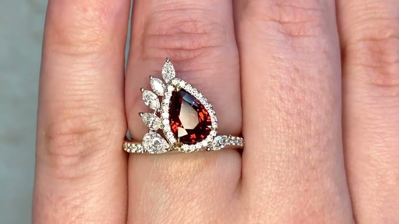 1.52ct Pear Shaped Garnet & Pear & Marquis Diamond 18k White Gold Ring - Mantua Ring - Hand Video