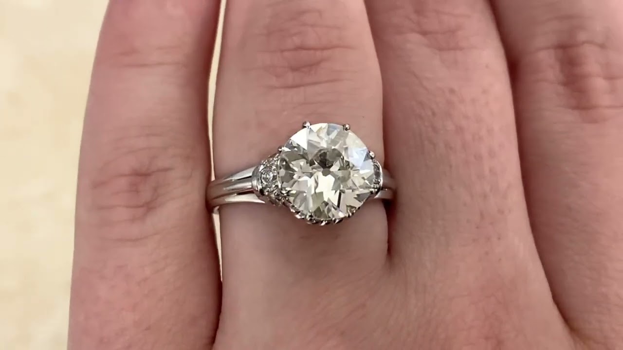 Vintage French Engagement Ring Centering a 2.62ct old European Cut Diamond - Trun Ring - Hand Video