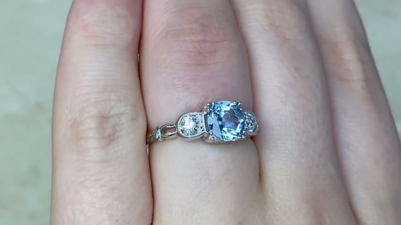 0.86ct Center Round Cut Aquamarine and Diamond Three Stone Ring - Liverpool Ring - Hand Video