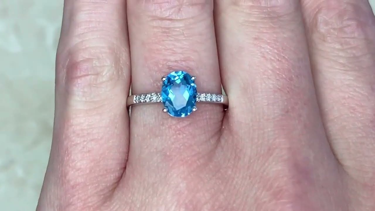 Oval Cut Natural Blue Topaz & 18k White Gold Ring - December Birthstone Ring - Hand Video
