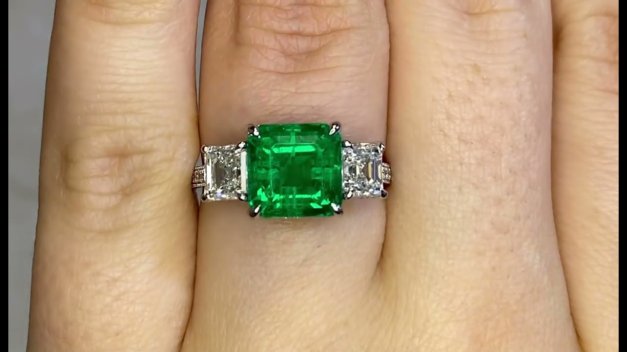 2.68ct Center Colombian Emerald and GIA Certified Asscher Cut Ring - Villeta Ring - Hand Video