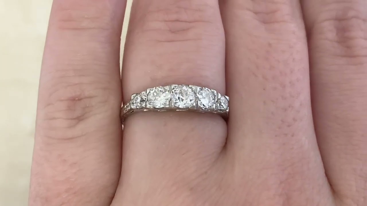 5 Stone Westmere Ring. Circa 1930, Vintage, Art Deco Era - hand video -