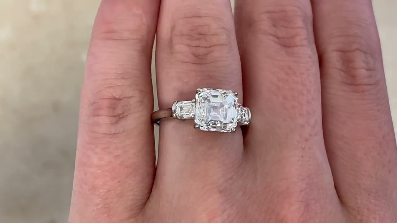 Vintage GIA 3.31ct Antique Asscher Cut Diamond Verdella Ring - hand video