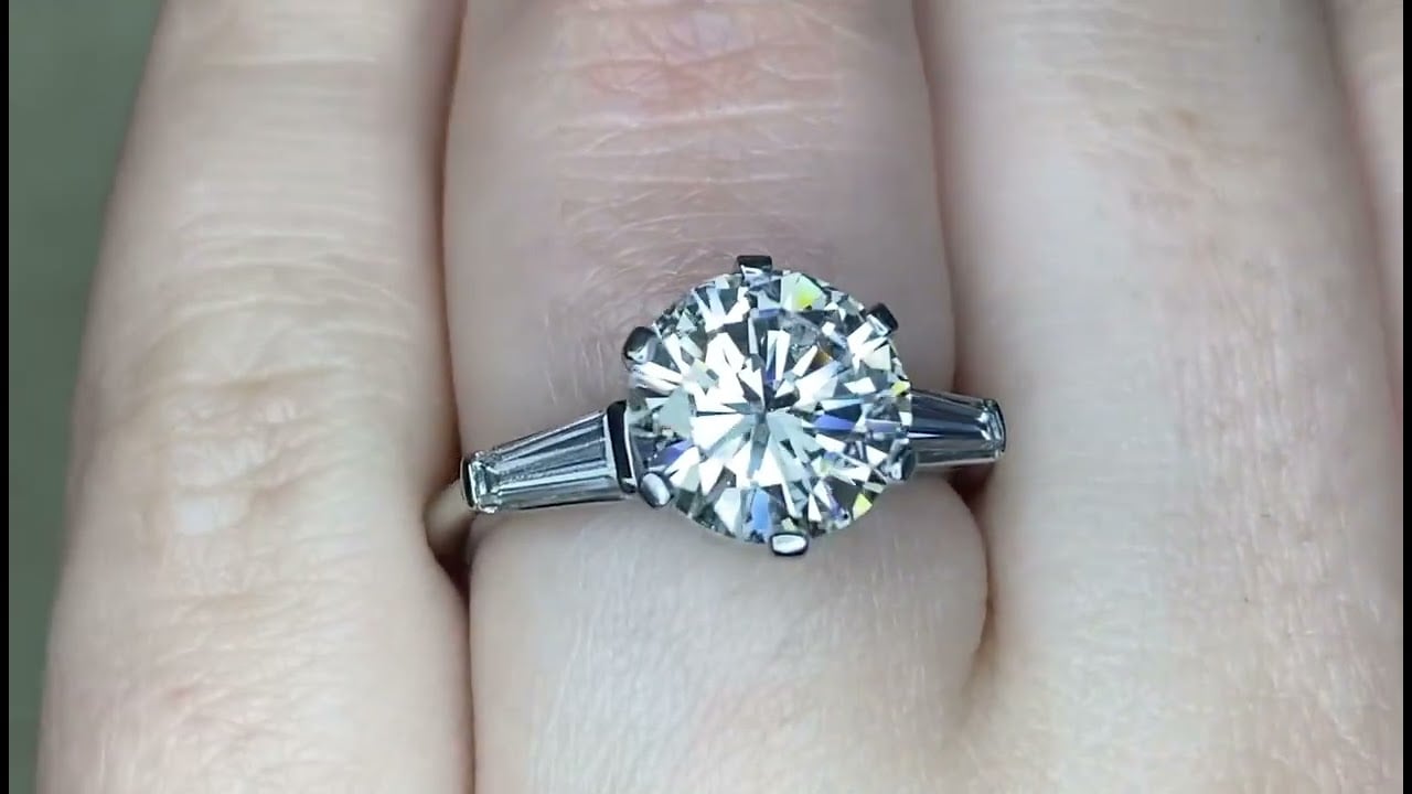 GIA Certified 2.53ct Center Round Brilliant Cut Diamond Engagement Ring - Riviera Ring - Hand Video