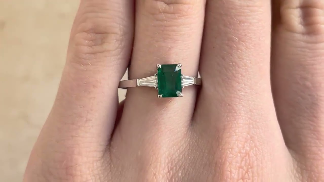 0.99ct Emerald and Diamond Mileto Ring