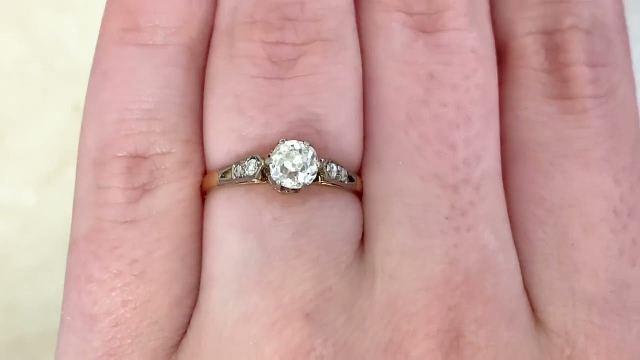 0.70 carat Antique Engagement Ring. Salla Ring. Circa 1900 - Hand video -