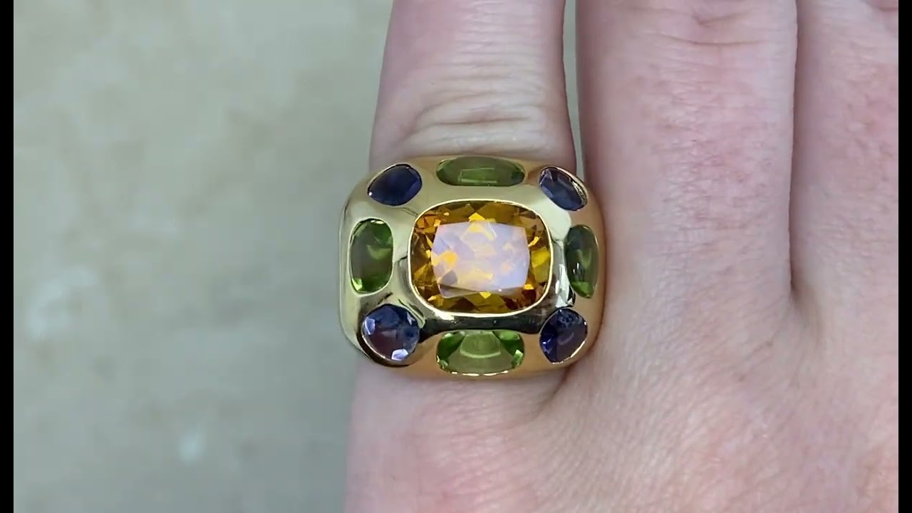 Chanel Cocktail 18k Yellow Gold Ring - hand video -