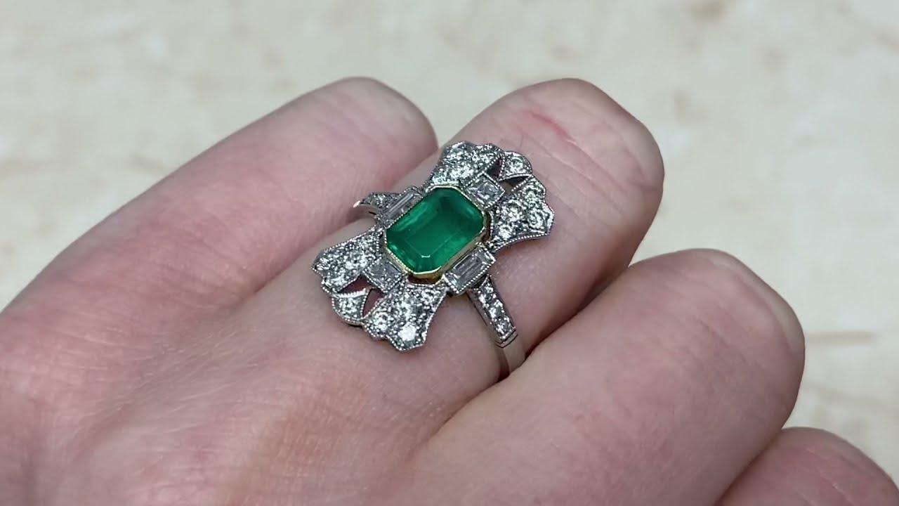 1.00ct Center Columbian Emerald and Diamond Unique Platinum Ring - Funchal Ring - Hand Video