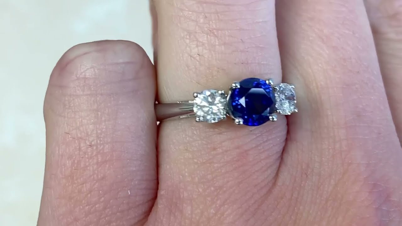 Tiffany & Co. Three Stone Sapphire & Diamond Platinum Ring - Tiffany Three Stone Ring - Hand Video