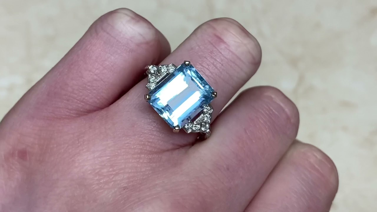 5.80ct Center Emerald Cut Aquamarine and Diamond 18k White Gold Ring - Avenida Ring - Hand Video
