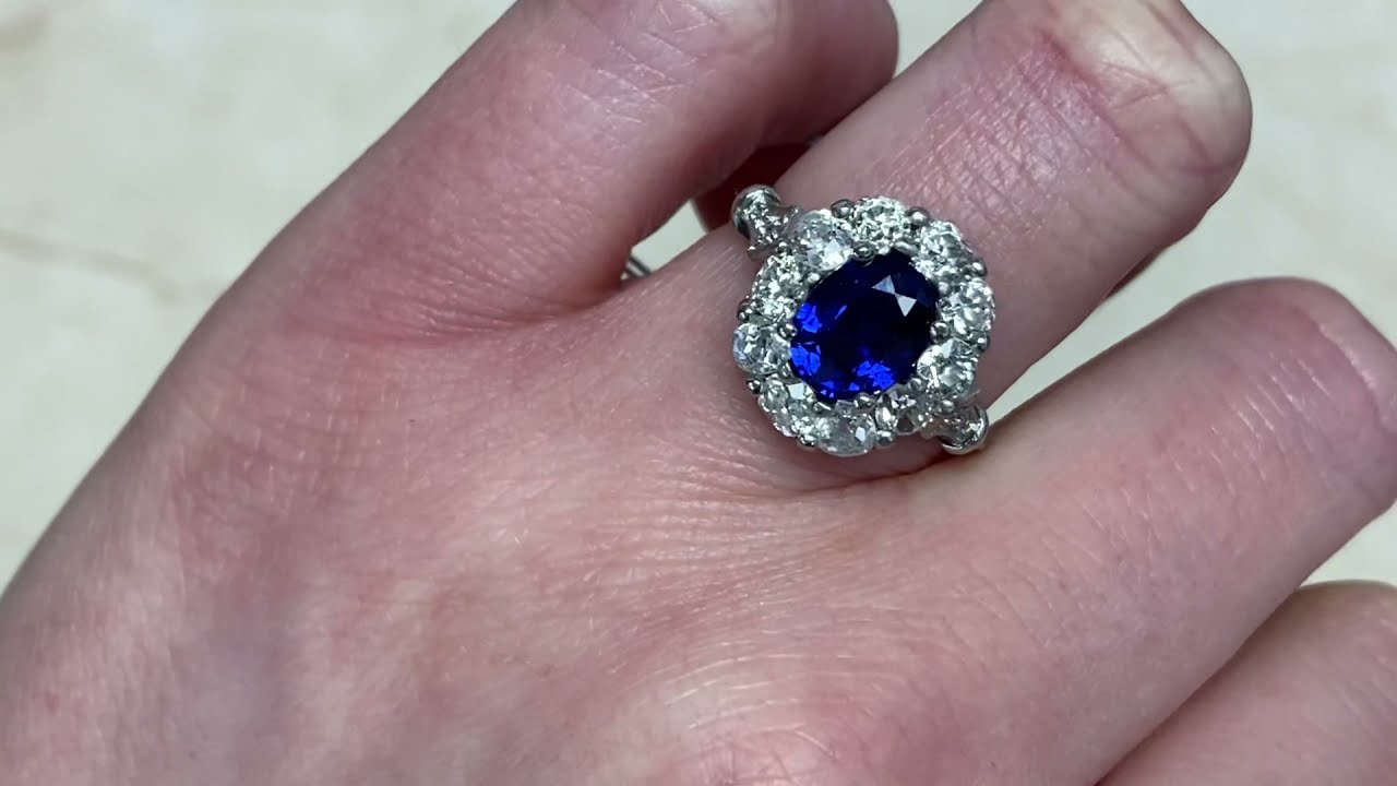 1.66ct Natural Sapphire & Diamond Cluster Ring - Celina Ring - Hand Video