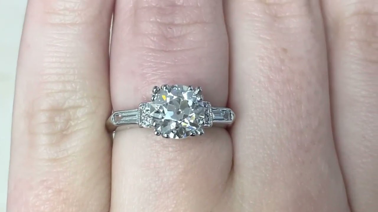 GIA certified 1.63ct Old European Cut Diamond in a Box-Prongs Setting - Hornsby Ring - Hand Video