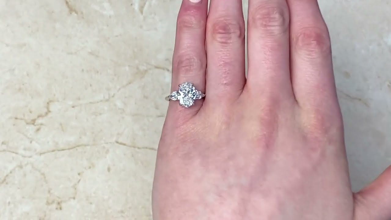 2.02ct Oval Cut Diamond Three Stone Engagement Ring - Shelburn Ring - Hand Video