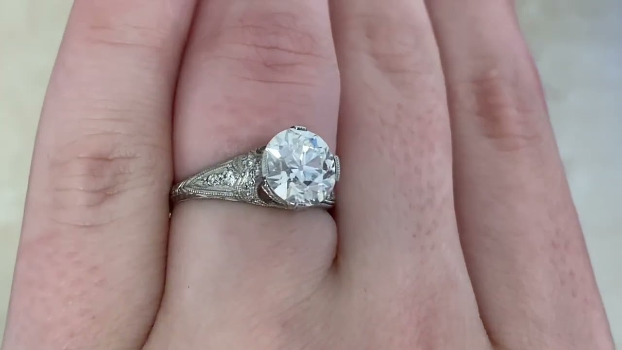 2.05ct Old European Cut Diamond GIA Certified Ring - Aveyron Ring - Hand video