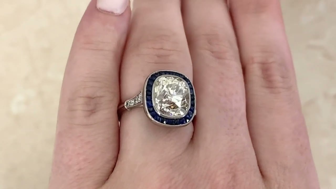 4.06ct Antique Cushion Cut Diamond Sapphire Halo Robinson Ring - Hand video -