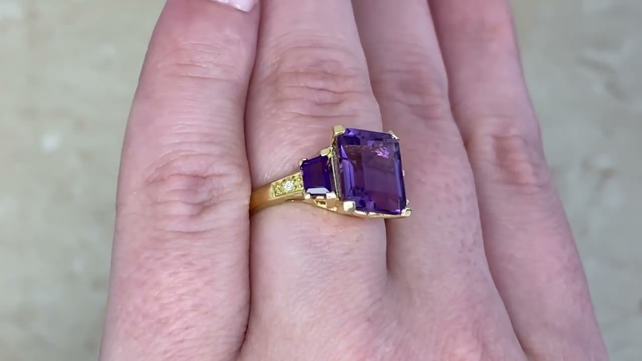 3.44ct Three-Stone Amethyst and 18k Yellow Gold Zima Ring - hand video
