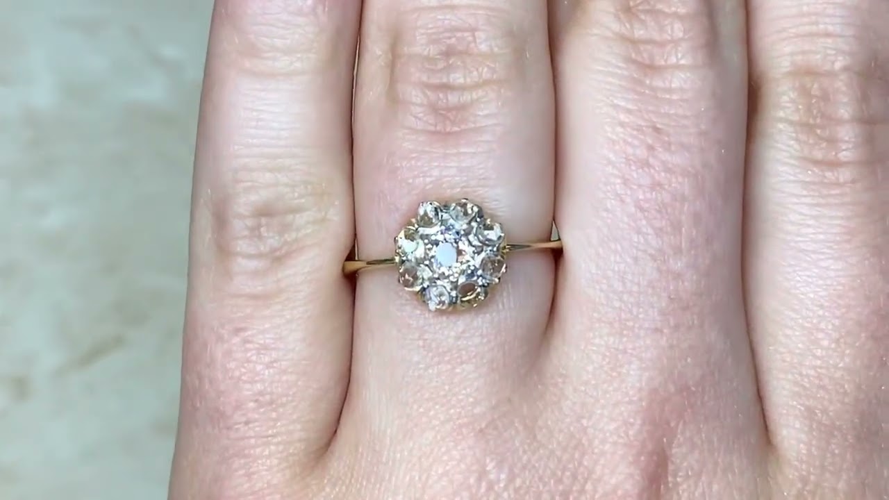 Edwardian 0.20ct Center Antique Cushion Cut Diamond Cluster Ring - Leiria Ring - Hand Video