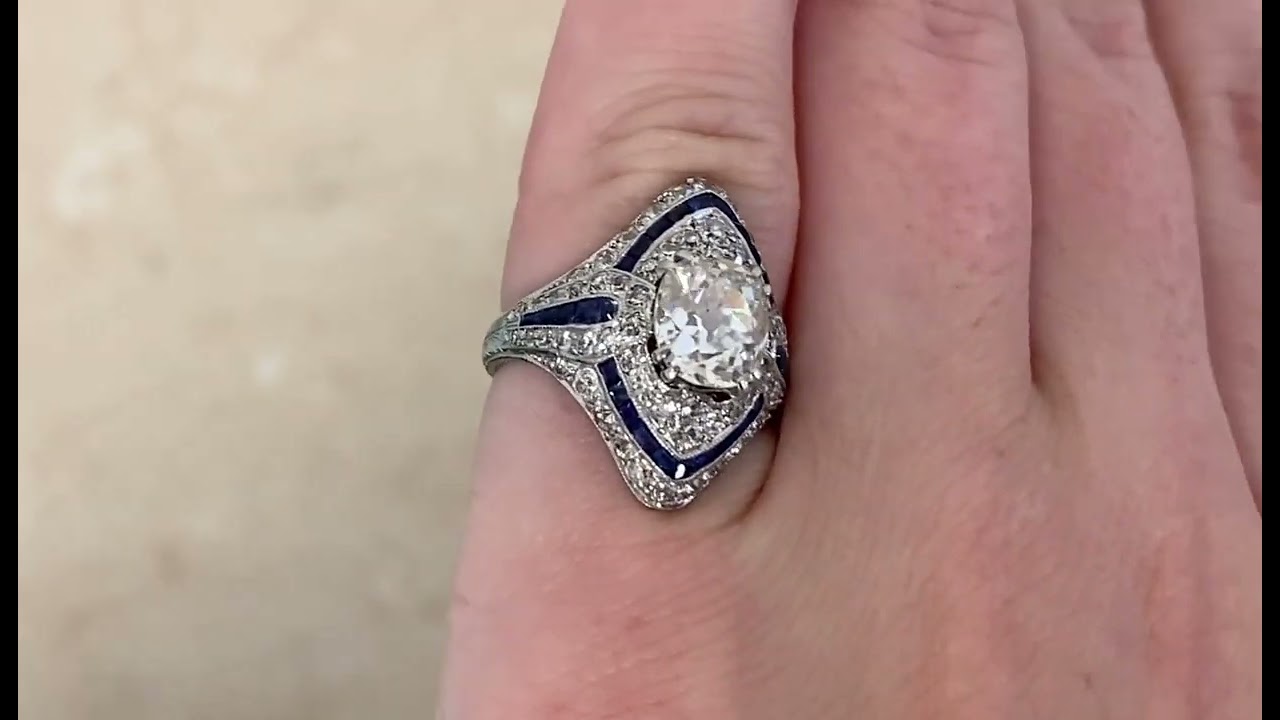 T.B. Starr Antique Ring. Circa 1920, Antique, Art Deco Era. - hand video -