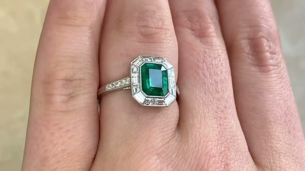 1.06ct Colombian No Oil Emerald Platinum Ring - Hand Video -