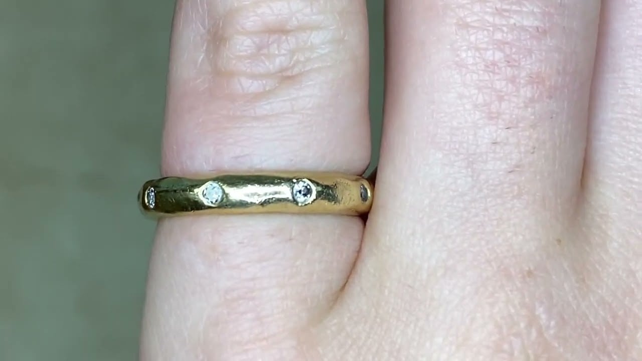 Vintage 14k Yellow Gold Band Set with Round Brilliant Cut Diamonds - Rockwood Band - Hand Video