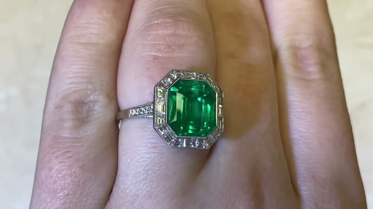 Gemstone engagement ring  handcrafted in platinum - Thornhill Ring - Hand video