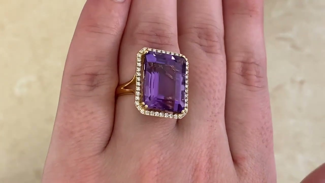 11.25ct Emerald-Cut Amethyst With Diamond Halo Argada Ring - hand video