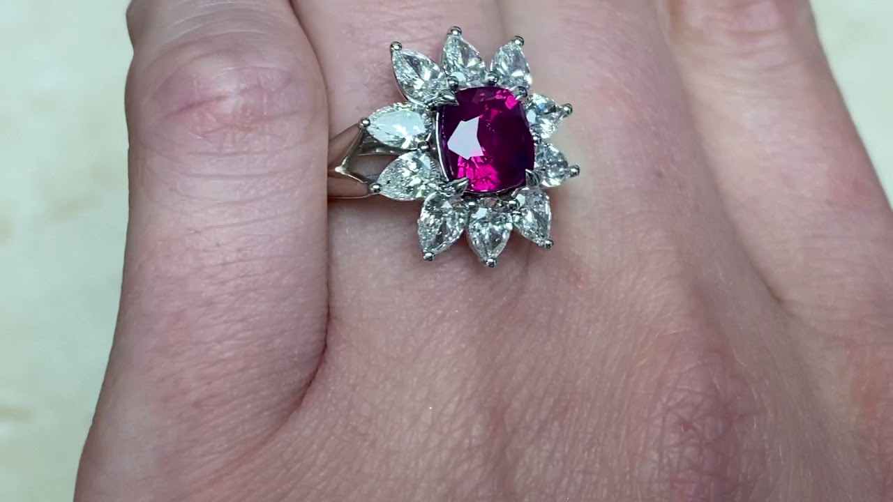 Ruby and Diamond in 18k White Gold Flowerhead Design Ring - Ariss Ring - Hand Video