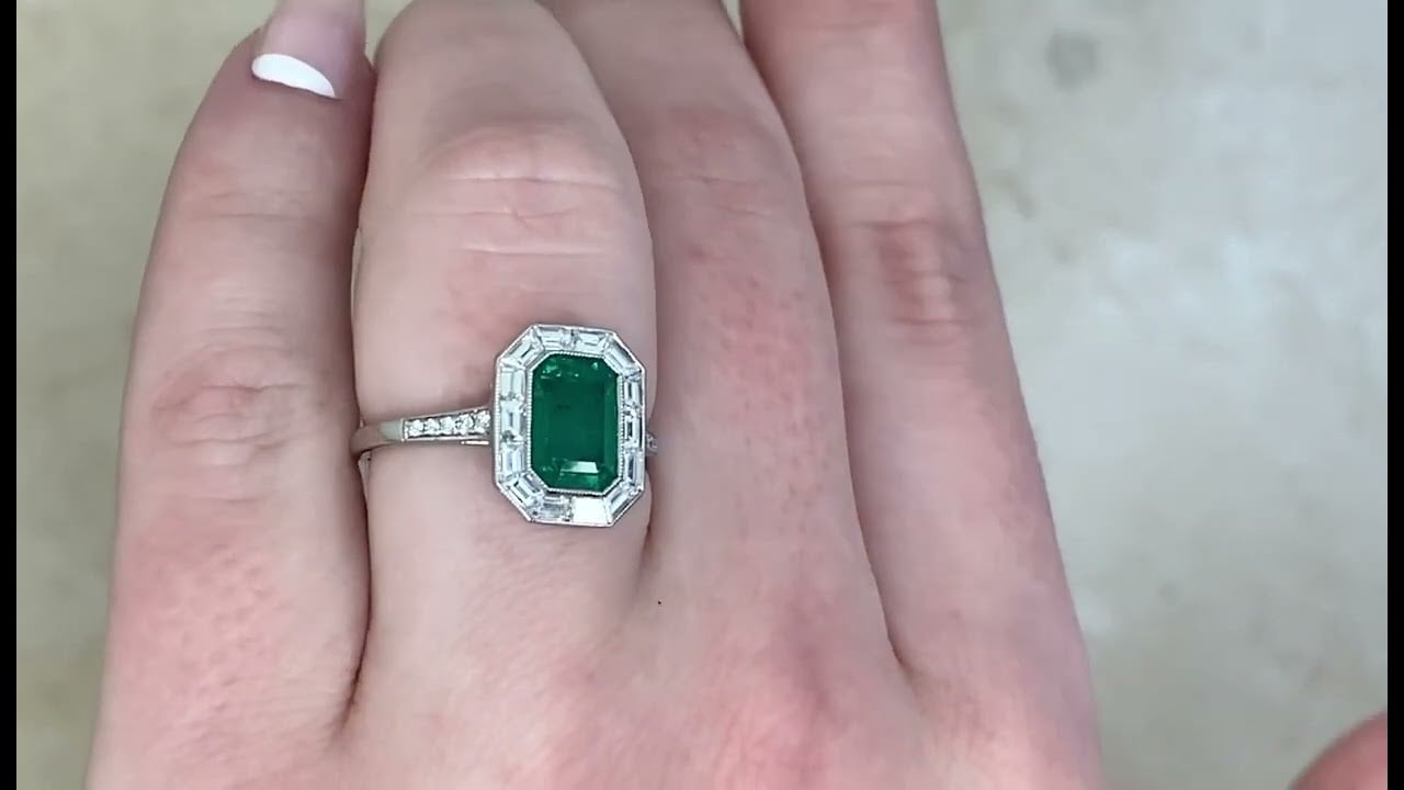 Halo engagement ring set in platinum - Tamaya Ring - Hand video