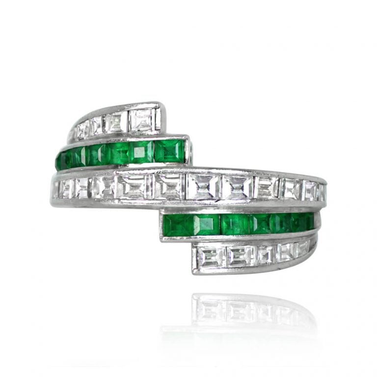 Vintage Diamond and Emerald Glasgow Ring. Circa 1950