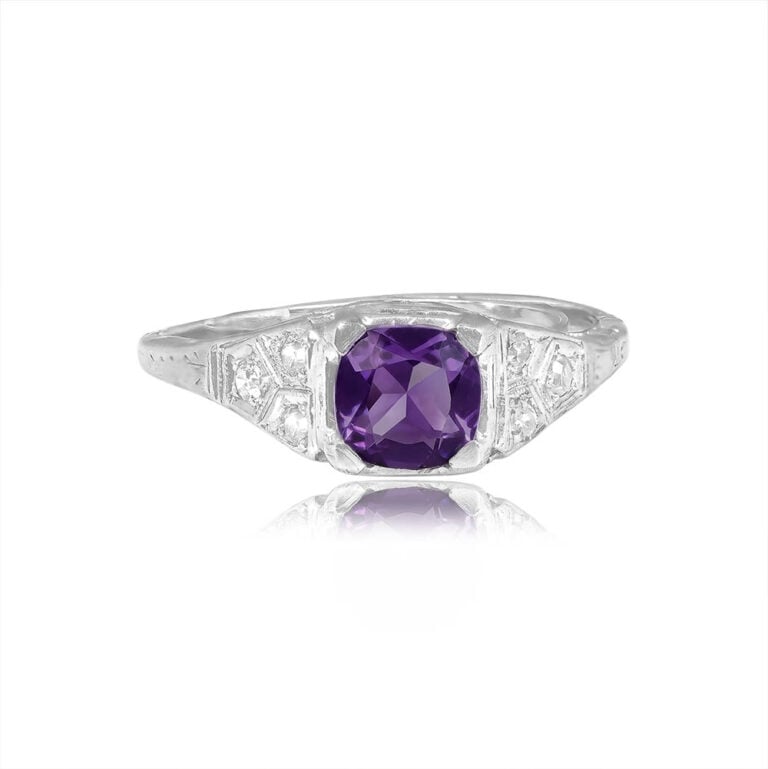 Antique Amethyst and Platinum Verona Ring. Circa 1930