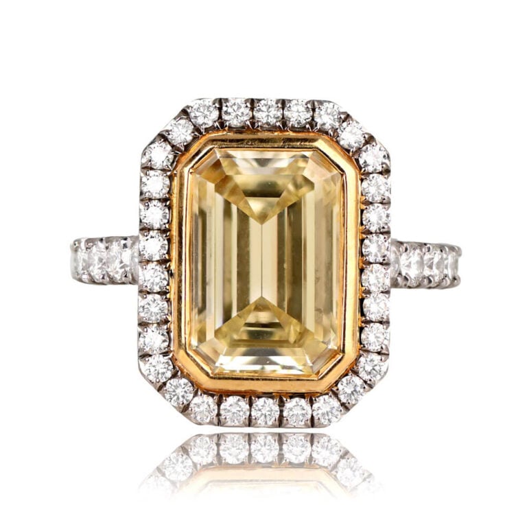 GIA 4.04ct Fancy Yellow Emerald Cut Diamond Bethpage Ring