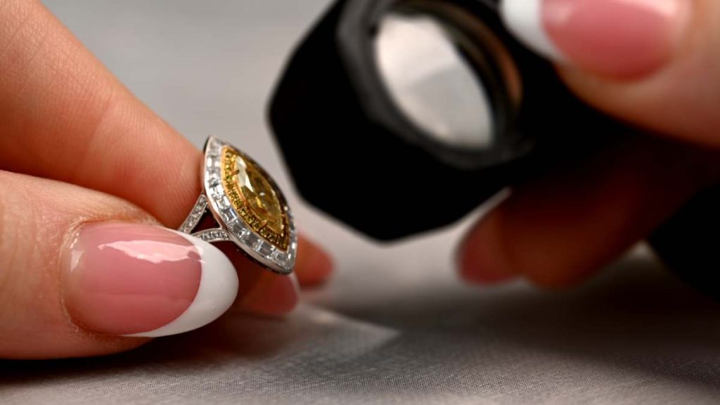Examining the even spread on a fancy yellow diamond